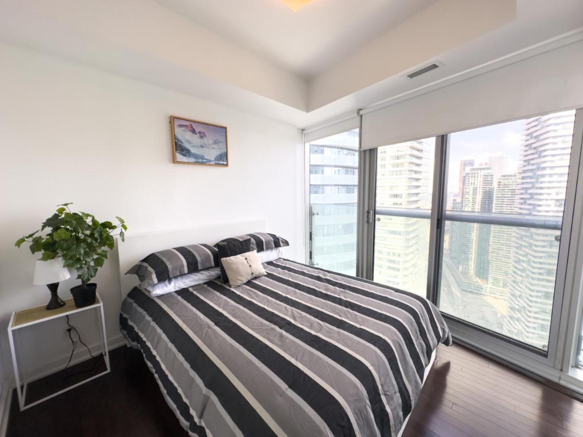 טורונטו Luxury 2 Bedrooms With Lakeview Cn Tower Entertainment District Rogers Centre מראה חיצוני תמונה