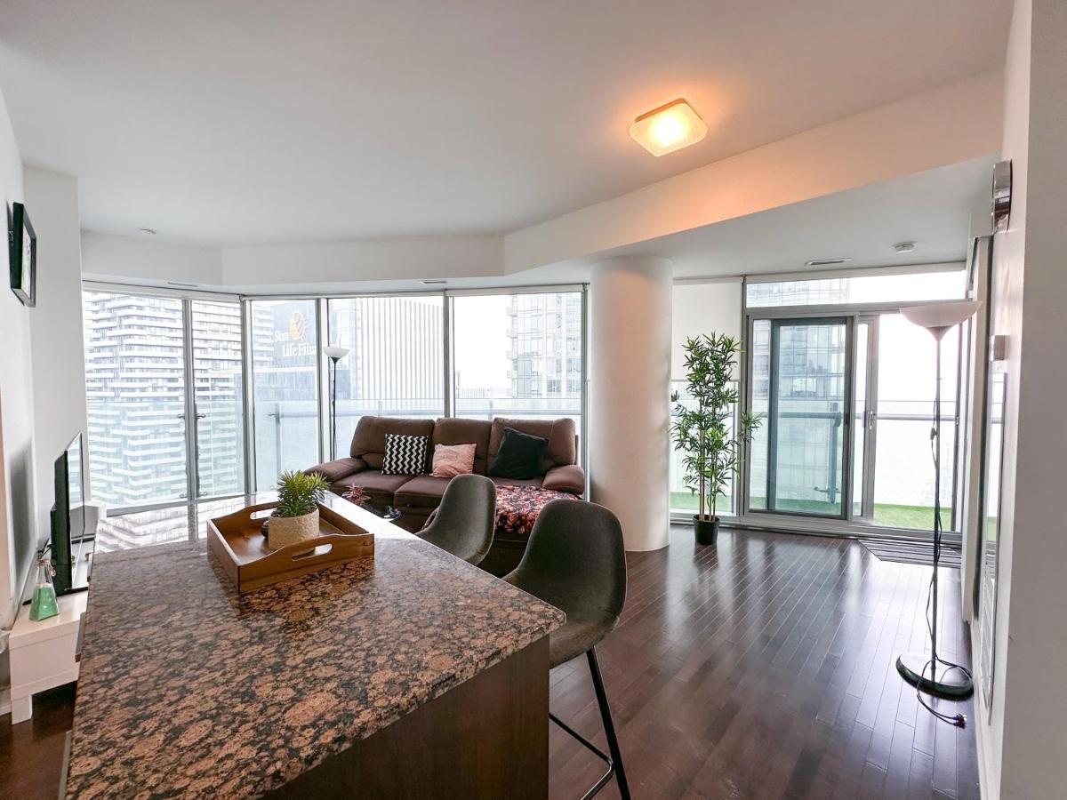 טורונטו Luxury 2 Bedrooms With Lakeview Cn Tower Entertainment District Rogers Centre מראה חיצוני תמונה