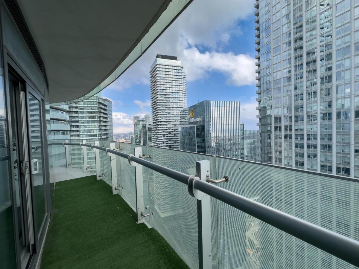 טורונטו Luxury 2 Bedrooms With Lakeview Cn Tower Entertainment District Rogers Centre מראה חיצוני תמונה