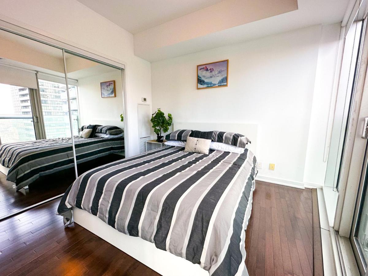 טורונטו Luxury 2 Bedrooms With Lakeview Cn Tower Entertainment District Rogers Centre מראה חיצוני תמונה
